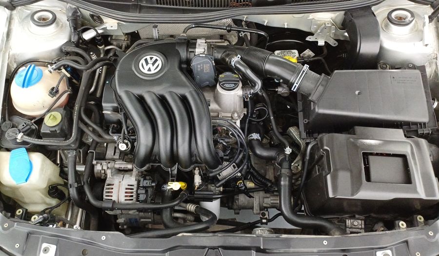 Volkswagen Jetta Clasico 2.0 CL MT Sedan 2014