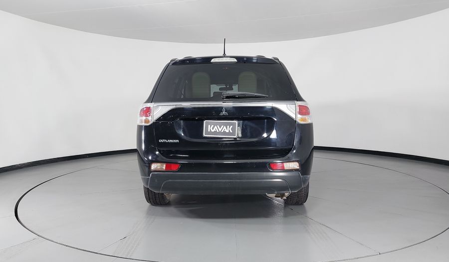 Mitsubishi Outlander 2.4 LIMITED Suv 2014