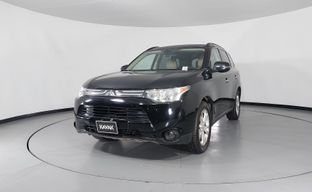 Mitsubishi • Outlander