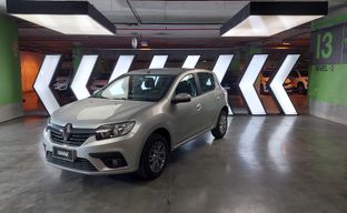 Renault • Sandero