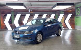 Volkswagen • Vento