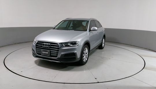 Audi • Q3