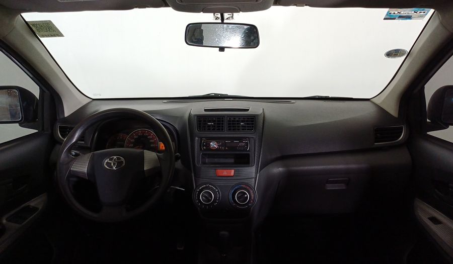 Toyota Avanza 1.5 PREMIUM AT Minivan 2015