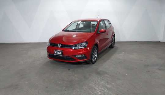 Volkswagen • Polo