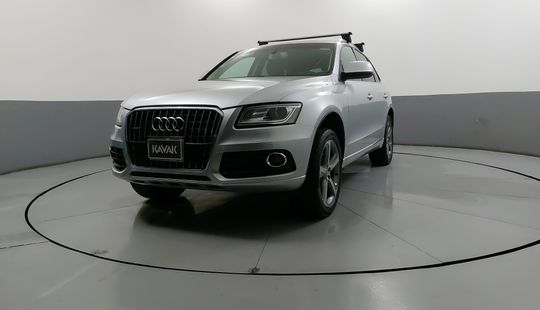 Audi • Q5