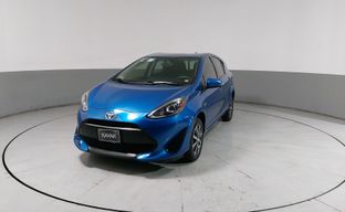 Toyota • Prius C