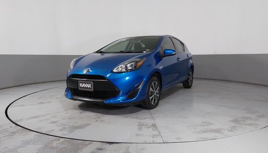 Toyota • Prius C