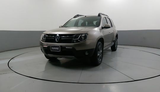 Renault • Duster