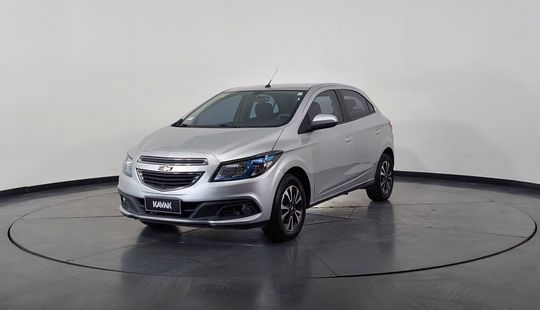 Chevrolet Onix 1.4 LTZ MT-2013