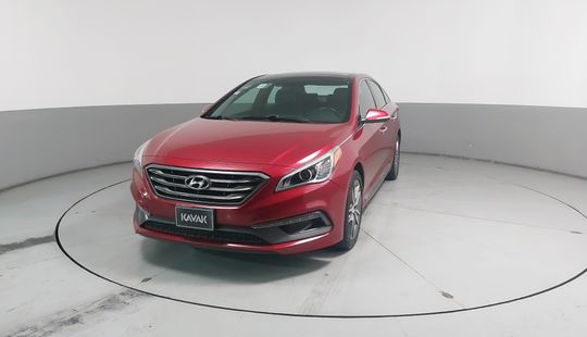 Hyundai • Sonata