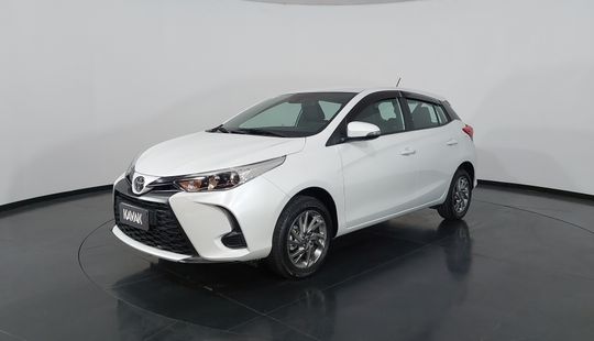 Toyota Yaris XS CONNECT MULTIDRIVE-2023