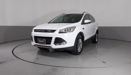 Ford • Escape