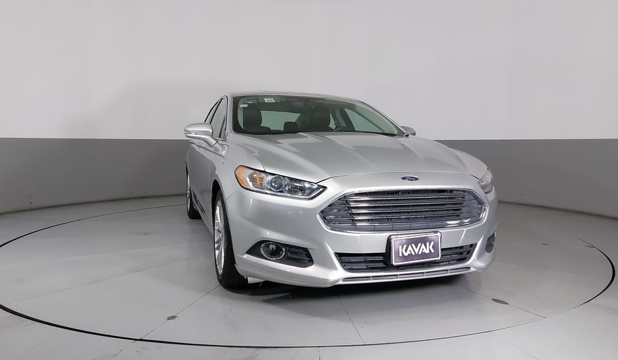 Ford Fusion 2.0 GTDI SE LUXURY AT Sedan 2016