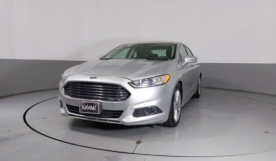 Ford Fusion 2.0 GTDI SE LUXURY AT Sedan 2016