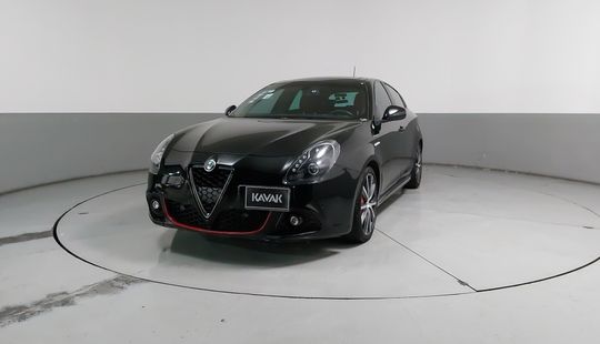 Alfa Romeo • Giulietta