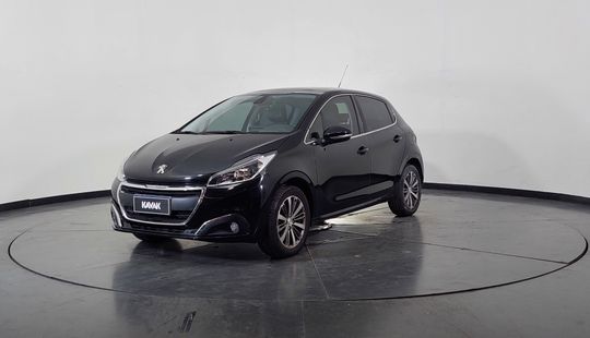 Peugeot • 208