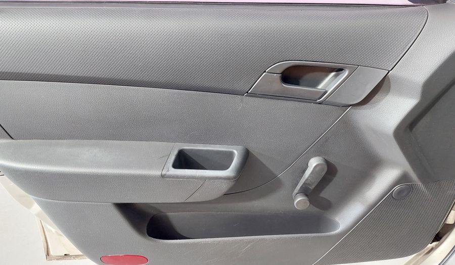 Chevrolet Aveo 1.6 LS Sedan 2013