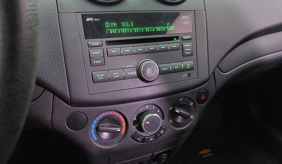 Chevrolet Aveo 1.6 LS Sedan 2013
