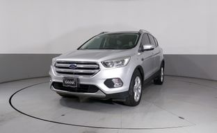 Ford • Escape