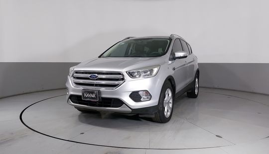 Ford • Escape