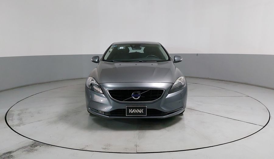 Volvo V40 2.0 SPORT AT T4 Hatchback 2016