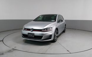 Volkswagen • Golf