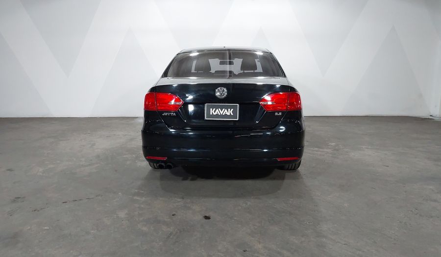 Volkswagen Jetta 2.5 TRENDLINE MT Sedan 2014