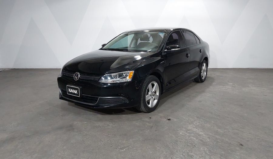 Volkswagen Jetta 2.5 TRENDLINE MT Sedan 2014