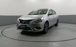 Nissan • Versa