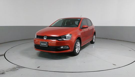 Volkswagen • Polo