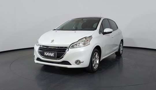 Peugeot • 208