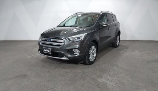 Ford • Escape