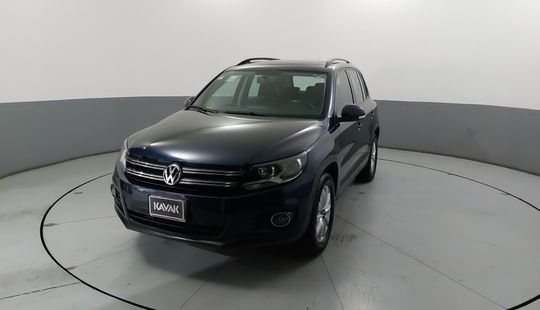 Volkswagen • Tiguan