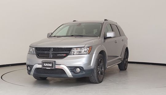 Dodge • Journey