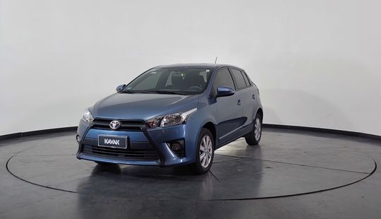 Toyota • Yaris