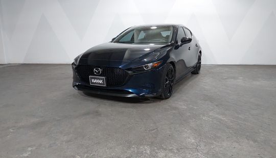 Mazda • Mazda 3