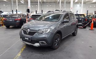 Renault • Sandero Stepway