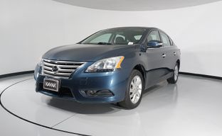 Nissan • Sentra