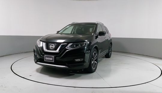 Nissan • X-Trail