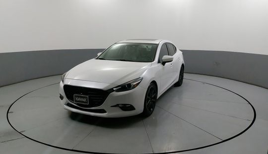 Mazda • Mazda 3