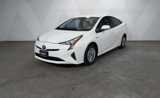 Toyota • Prius