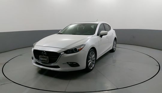 Mazda • Mazda 3