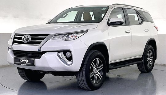 Toyota • Fortuner