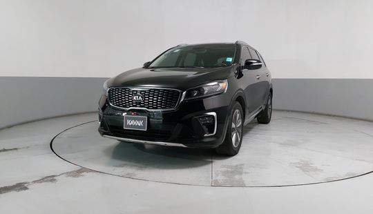 Kia • Sorento