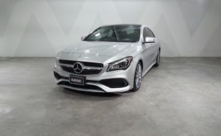 Mercedes Benz • Clase CLA