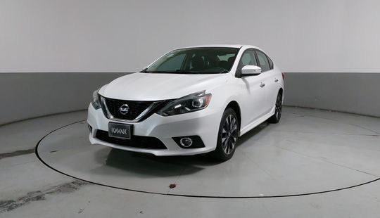 Nissan • Sentra