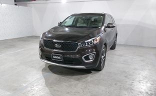 Kia • Sorento