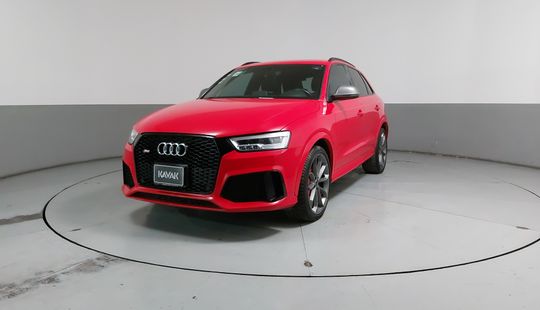 Audi • RS Q3