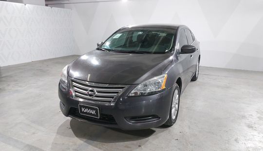 Nissan • Sentra