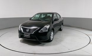 Nissan • Versa